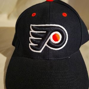 Philadelphia flyers hat black NHL